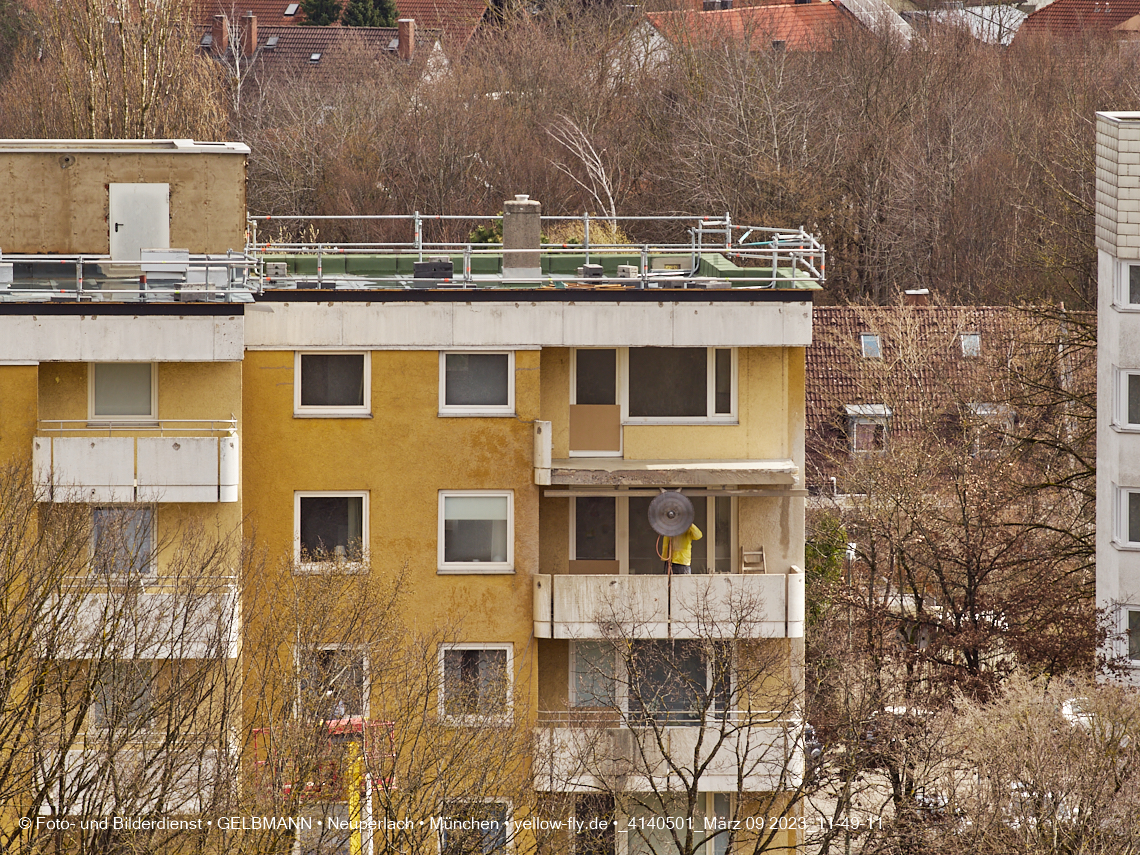 09.03.2023 - Fassadensanierung und Balkonentfernung am Karl-Marx-Ring 57c
